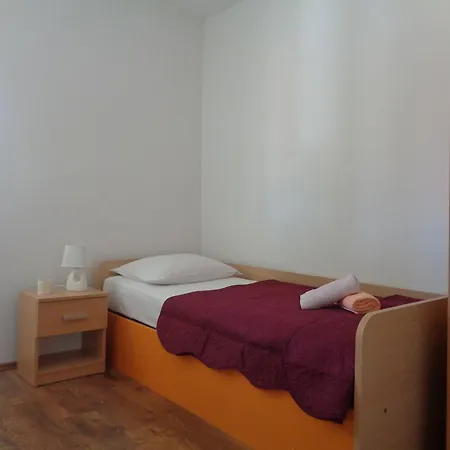 Prunus 두브로브니크